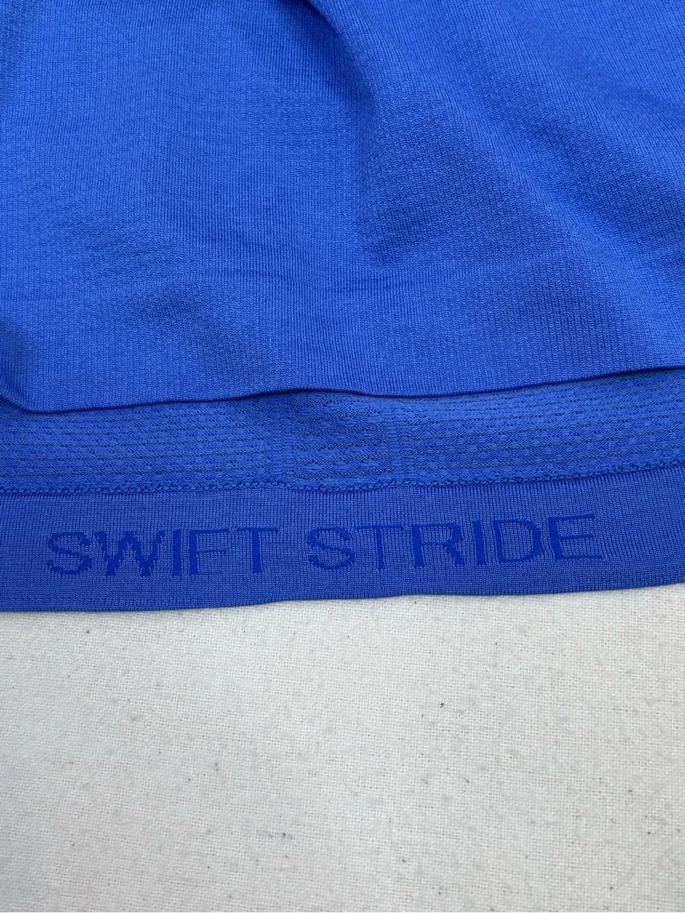 🍋Lululemon Swiftly Tech Long Sleeve Shirt Size 8 Fitted Thumb Holes Blue Violet